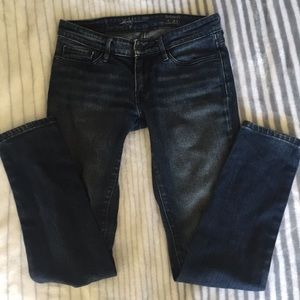 Levi’s skinny size 4 27 jeans